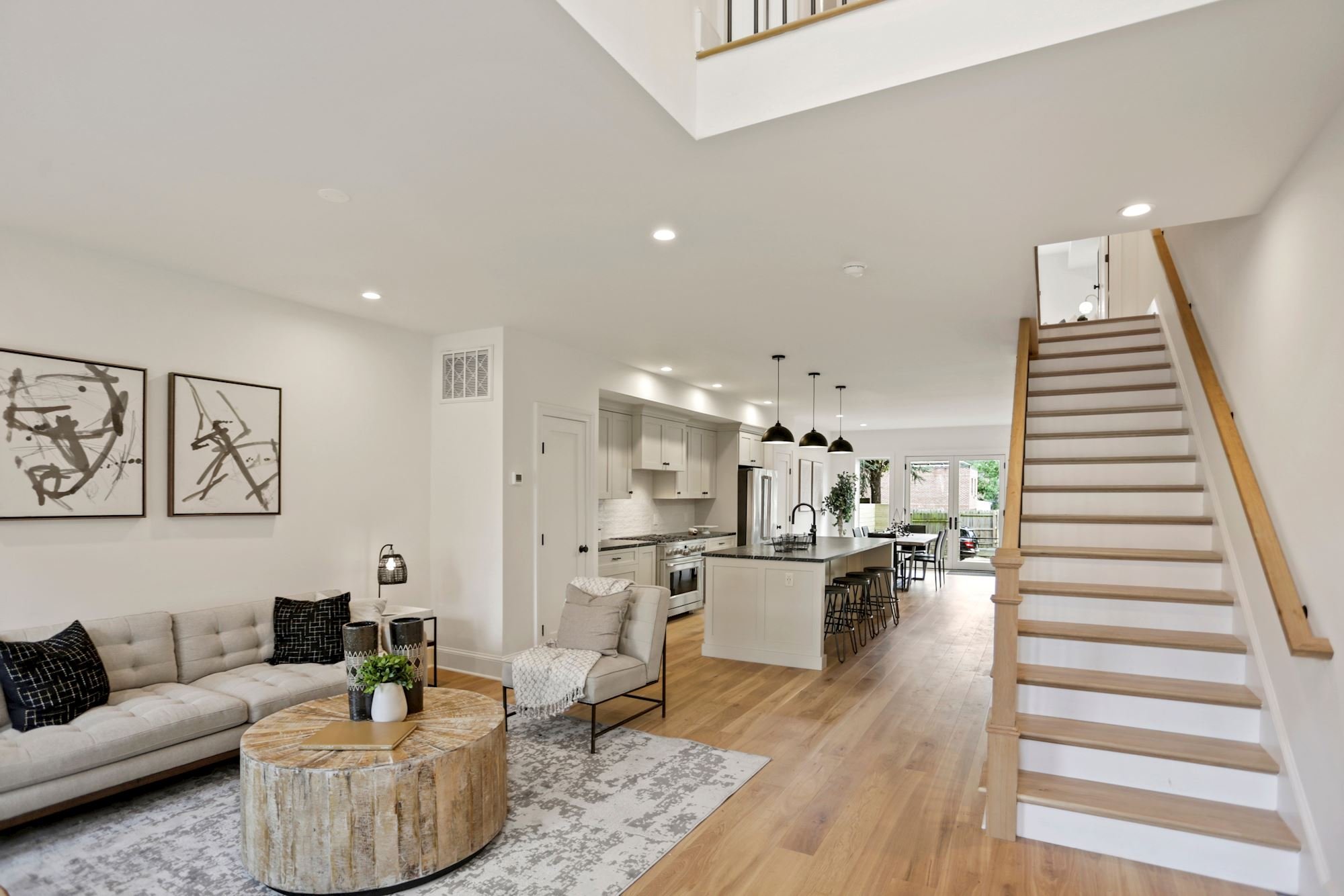 009_953_14TH_STREET_SE_381879_714947